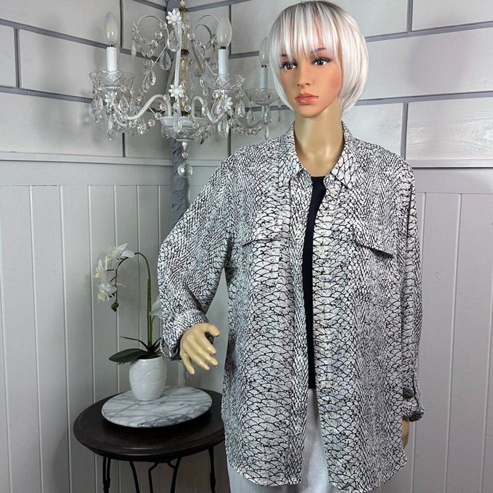 Investments II Reptile Print Button Blouse size 1X Snake Dragon